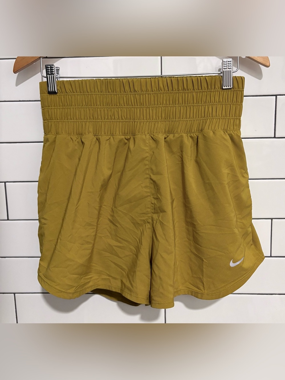 Nike Mustard High-Waist One Dri-FIT Ultra High-Waisted 3" Brief Running Shorts M - Picture 4 of 5